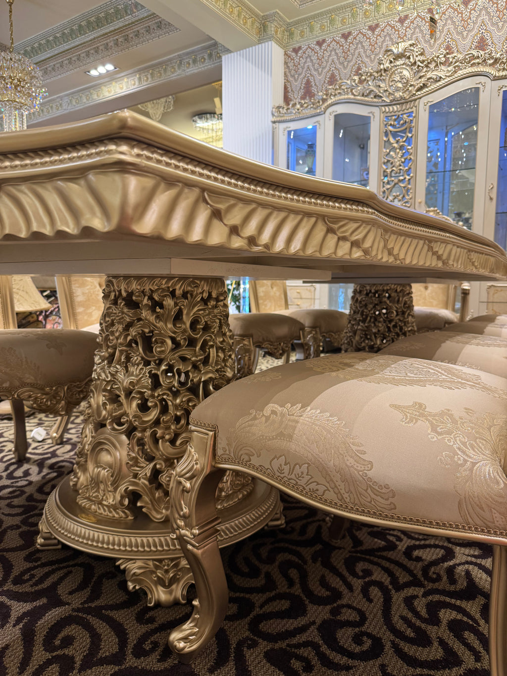 The BAROCCI 8 to 10 Seater Dining Set