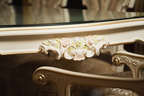 The CAMILLA Dining Set
