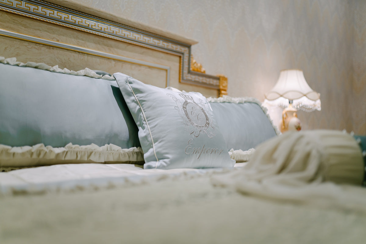 Versailles Bedroom Set