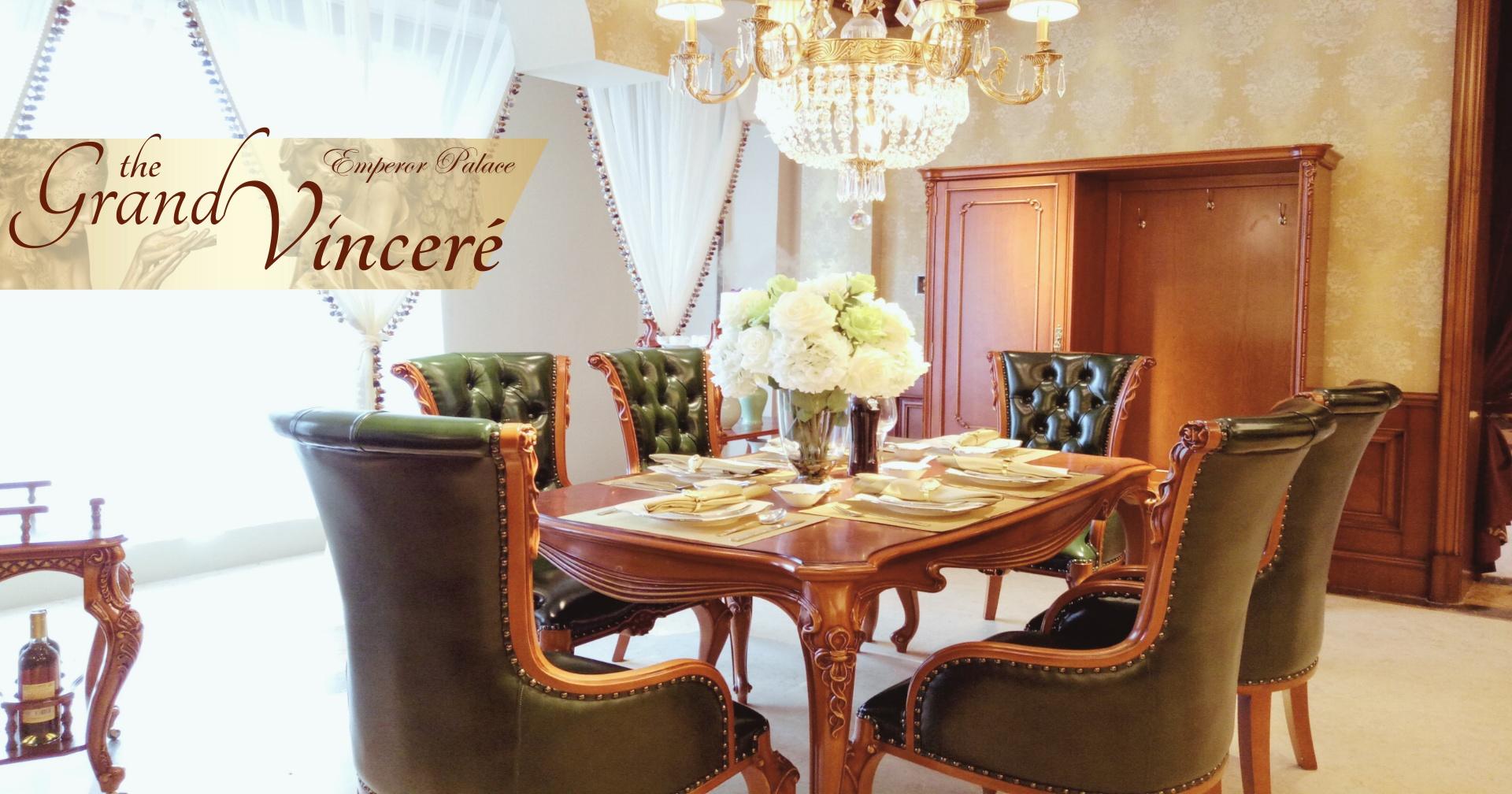 The Grand Vincere Dining Set by Emperor Palace™