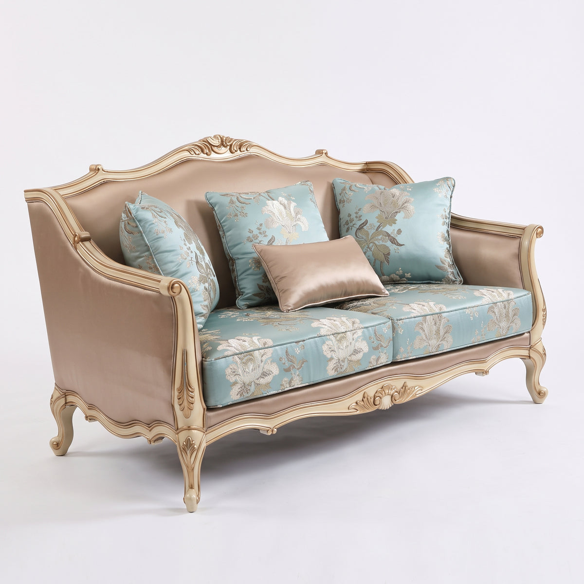 The CATHERINE Majestic Living Room Concept